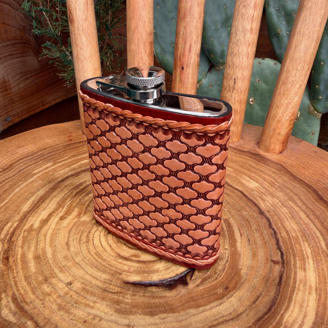 Outback King | Flask | Honey-Toned Braided Geometric