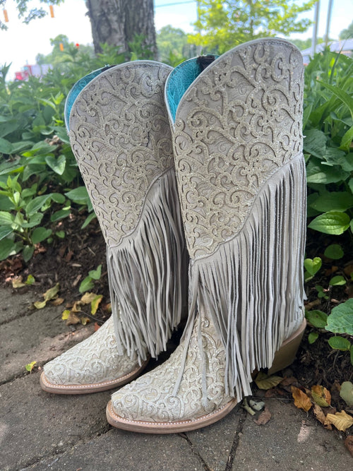 Corral | Lamb Overlay & Embroidery & Fringes | Snip Toe | White