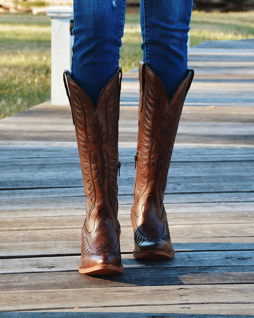 Corral | Embroidery| Tall Top J Toe | Cognac