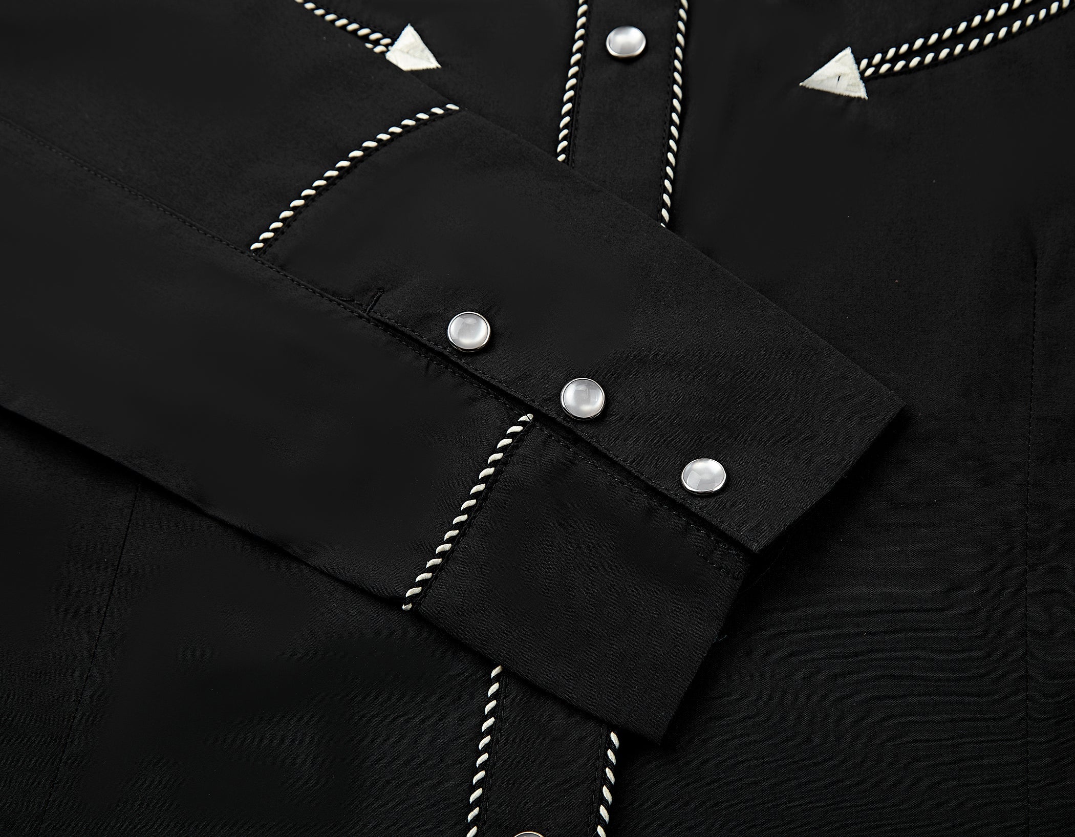 Outback King | Women's Prairie Embroidery Cowgirl Shirt | Midnight Black